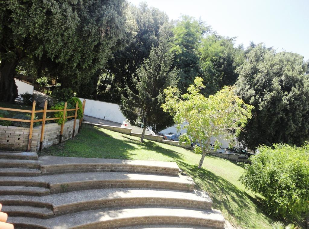 Villa Altieri Albano Laziale Buitenkant foto